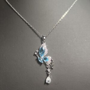 Elegant Silver Butterfly Necklace